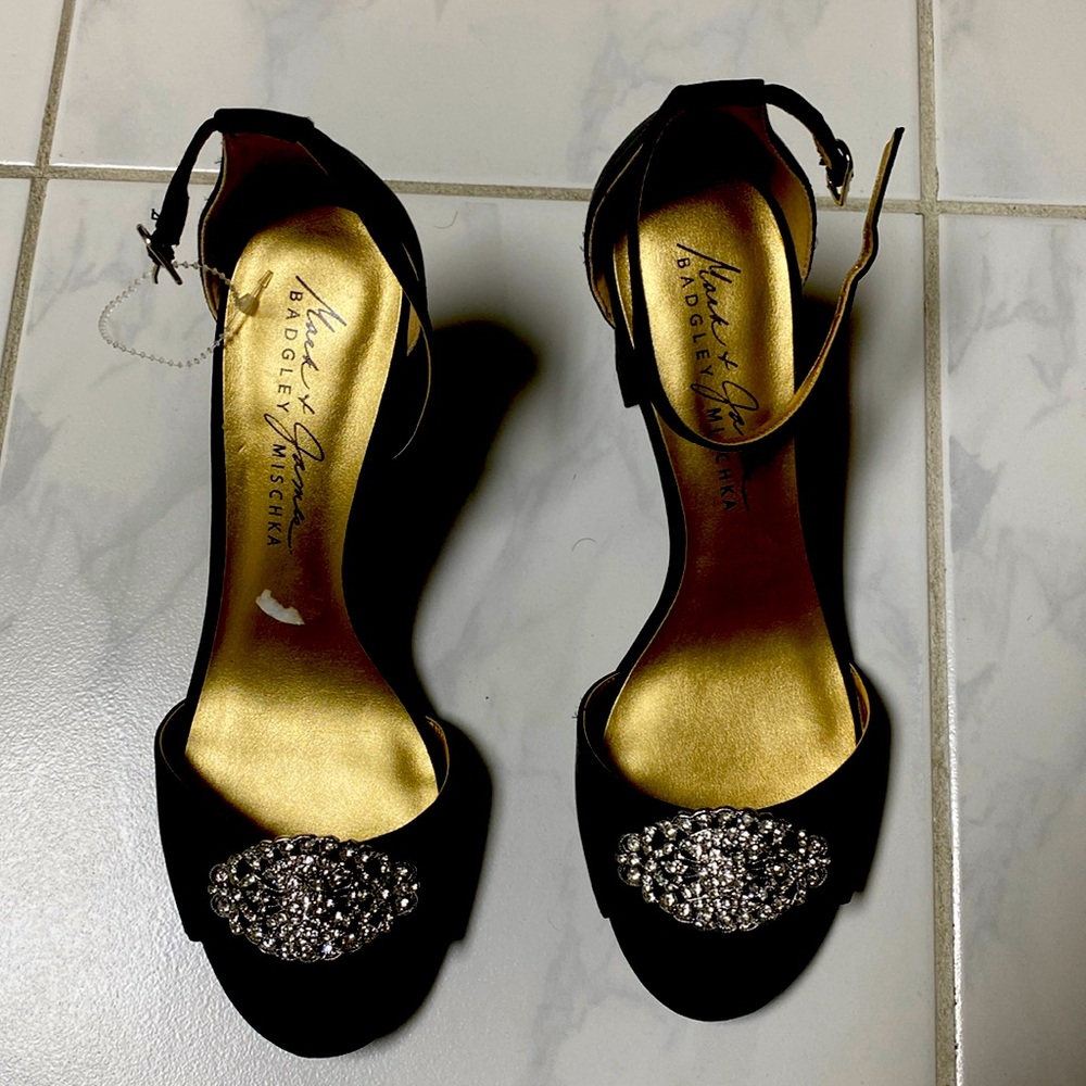 Badgley Mischka block heels Black -New